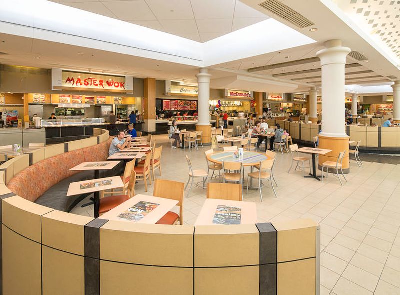 Dining Highlights and Food Courts