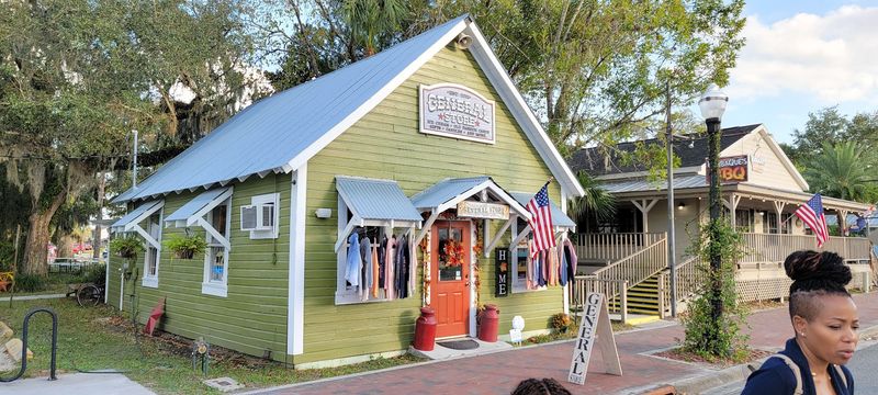 The General Store - Crystal River