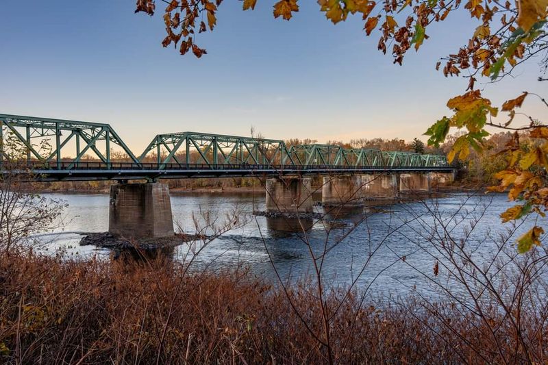 The Centre Bridge-Stockton Bridge: Connecting Two States in Style