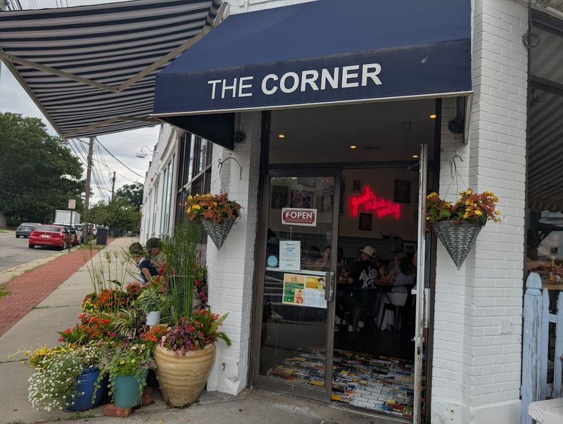 The Corner Café