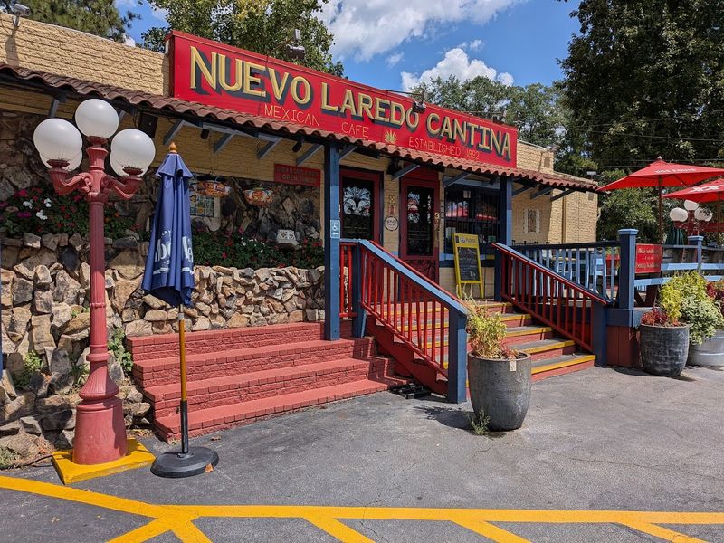 Nuevo Laredo Cantina