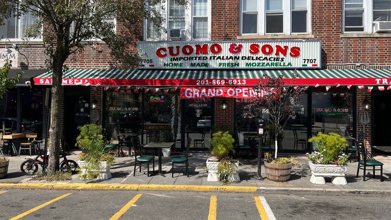 Cuomo & Sons Imported Italian Delicacies &ndash; North Bergen