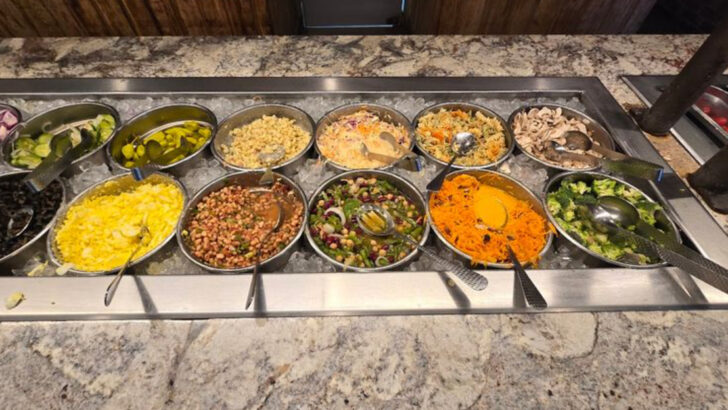 The All-You-Can-Eat Breakfast at This Texas Restaurant Feels Like a Texas Road Trip Tradition