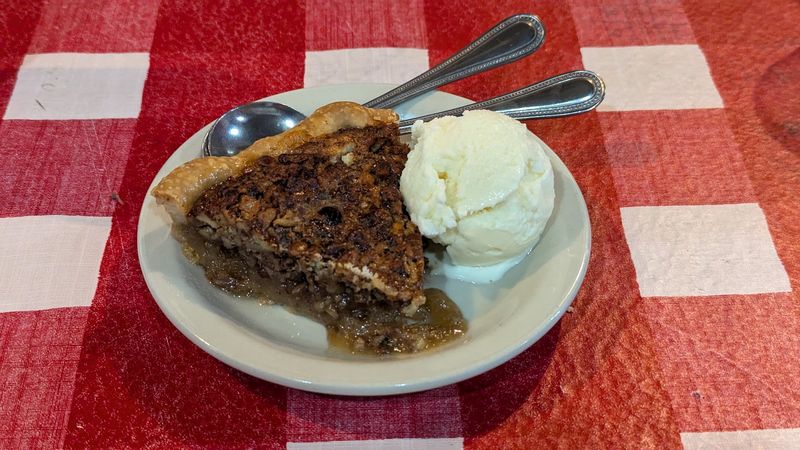 Sweet Endings: Cobbler And Pecan Pie