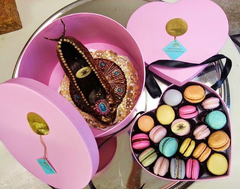 French Macarons Done the Way Paris Intended