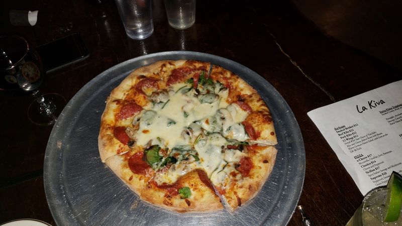 The Award-Worthy Pizza Everyone Is Raving About