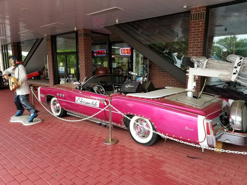 Elvis, Marilyn Monroe Memorabilia and Pop Culture Displays