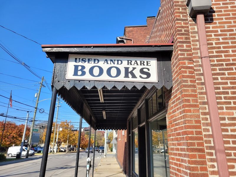 Black Swan Books &mdash; Kentucky (Lexington)