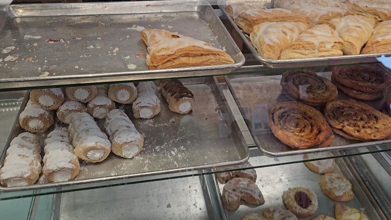 Legendary Elephant Ears and Pastries