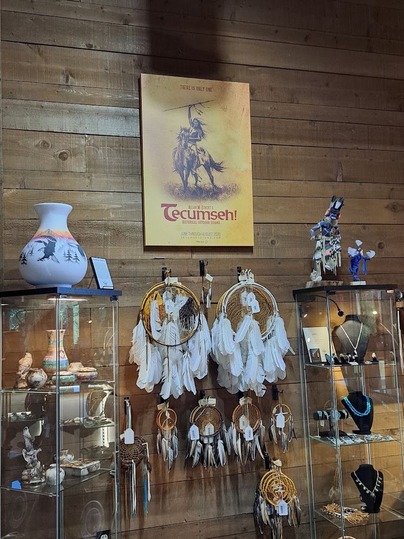 The On-Site Gift Shops and Native American Artisan Items