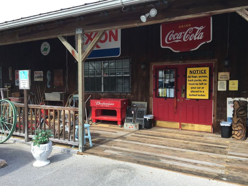 Antique Shops That Draw Treasure Hunters