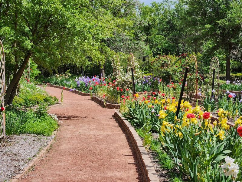 Wildlife, Walking Paths, and Seasonal Beauty