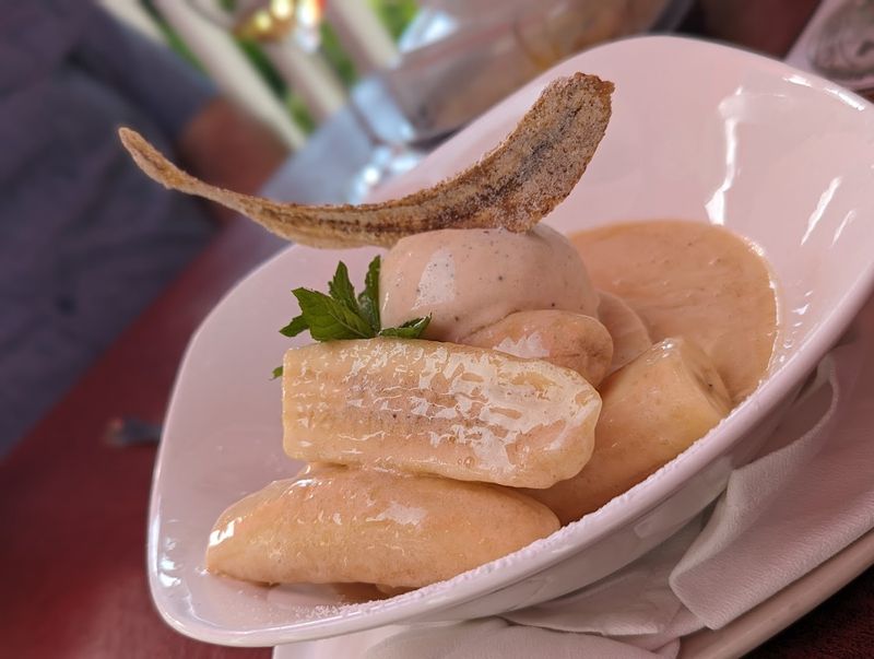 Bananas Foster: A Tableside Dessert Experience Worth Every Calorie