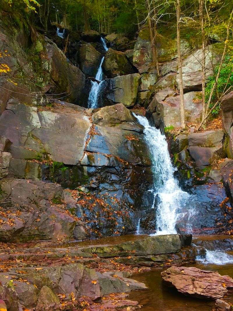 Buttermilk Falls: A Hidden Waterfall Gem