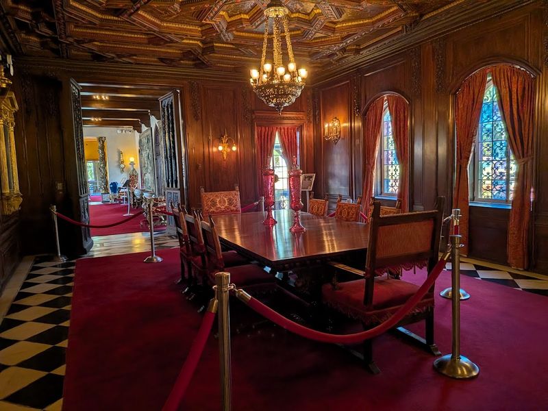 The Stained Glass Windows That Fill Rooms With Color