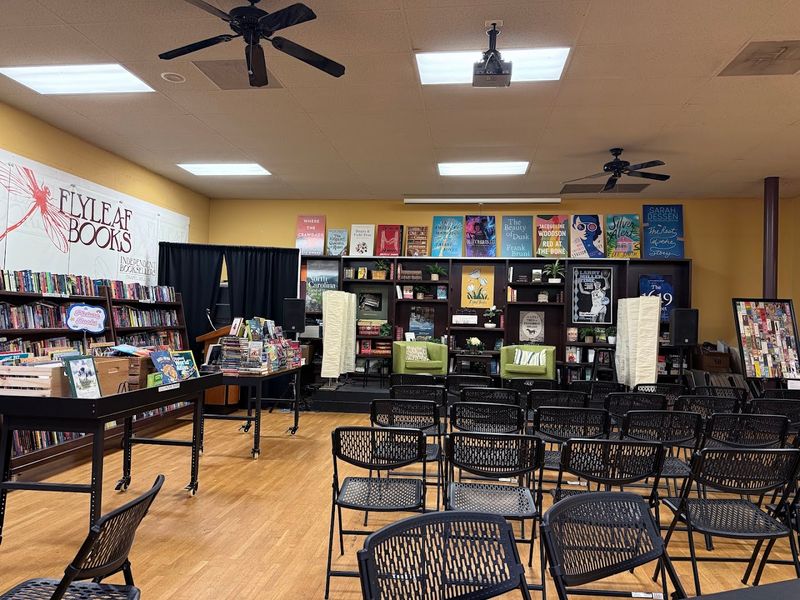 Flyleaf Books (Chapel Hill)