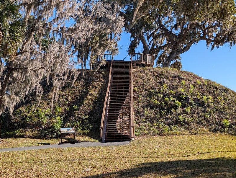 Temple Mound Overlook Experience
