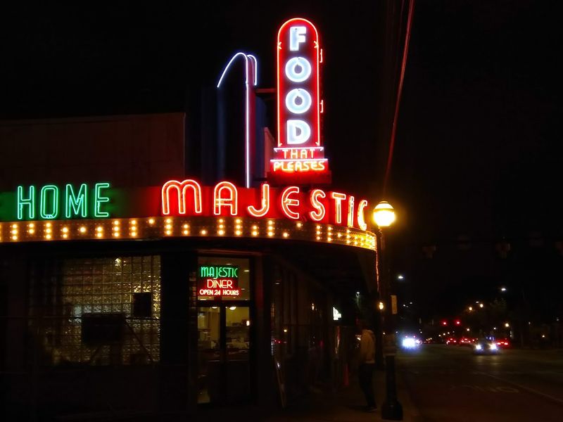 Majestic Diner