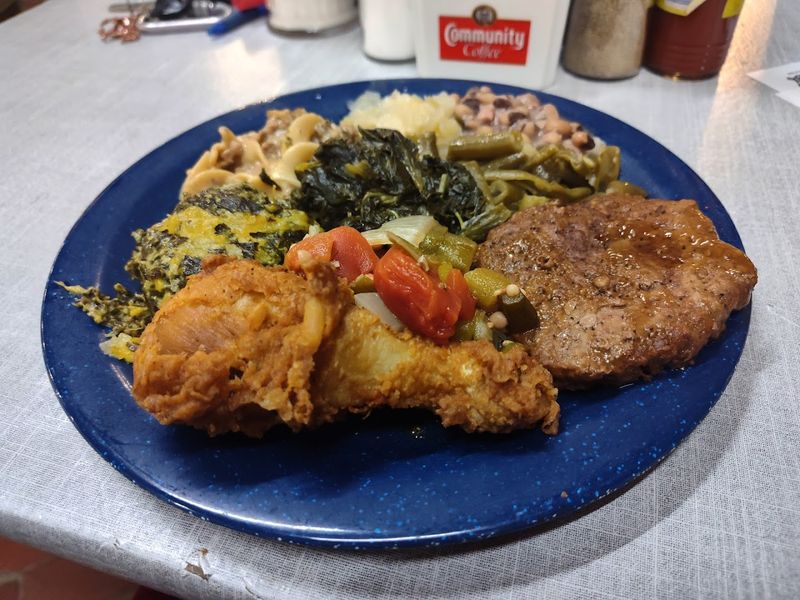 Fried Catfish And Chicken Worth The Hype