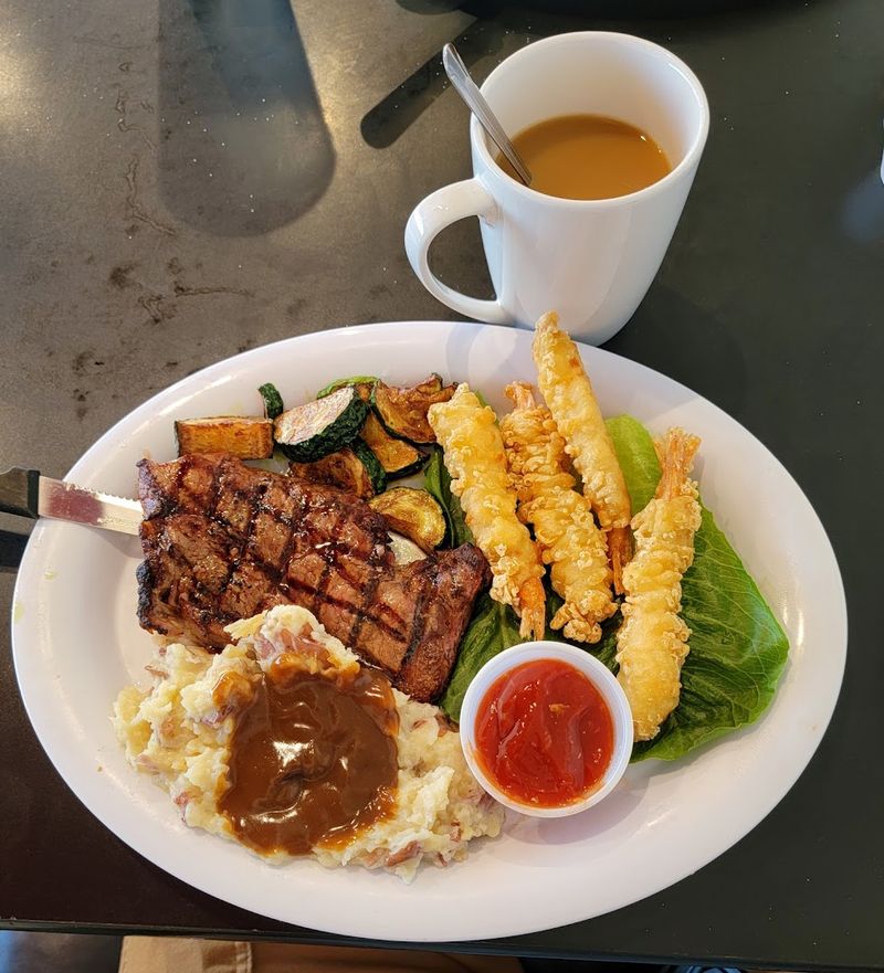 Comfort Food Classics Done With Genuine Care