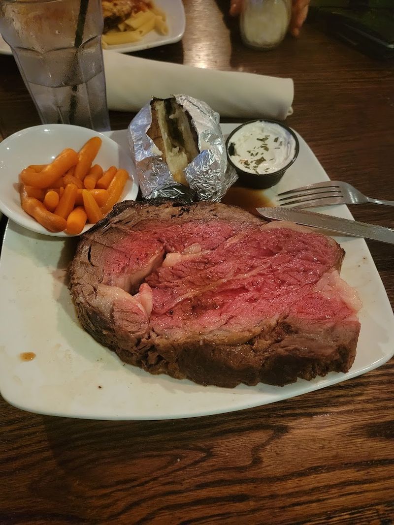 The Signature Steaks That Rival Big-City Chophouses