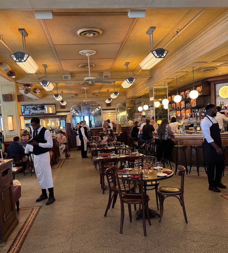 An All-Day French Caf&eacute; Experience Unlike Most Upscale Spots