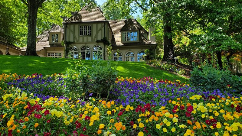 The Manor House and Formal Gardens