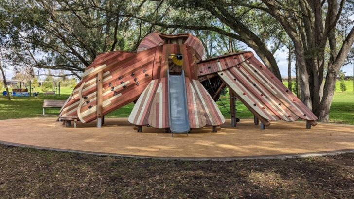 This 168-Acre Florida Park Turned An Old Rail Yard Into A Beautiful Place For Families To Explore