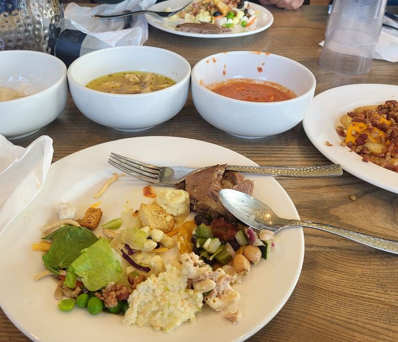 Salad and Soup Bar Tactics