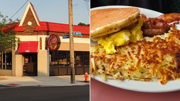 This Classic Ohio Diner Keeps 1950s-Style Big Breakfasts And Daily Specials Alive For A New Generation