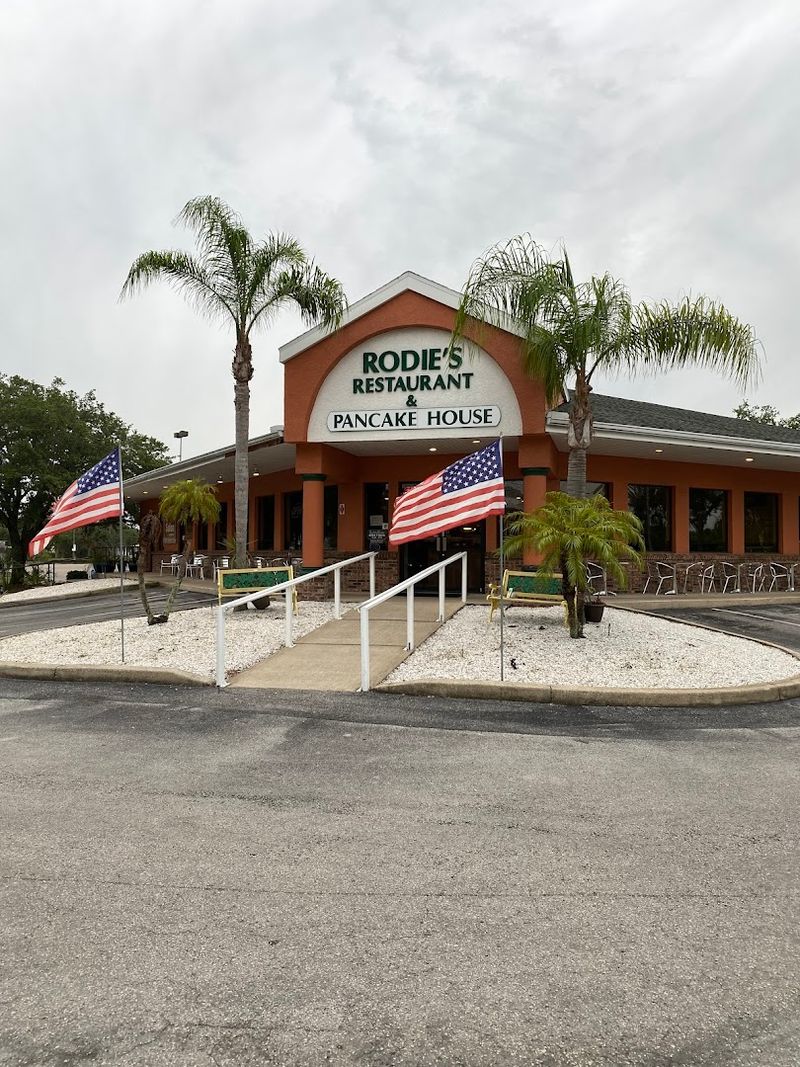 A Classic Florida Breakfast Spot With Neighborhood Charm