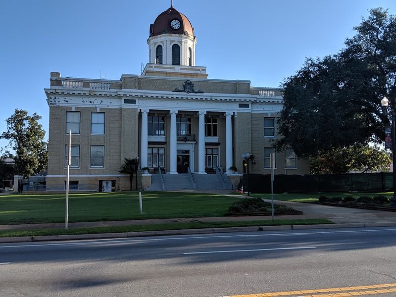 Historic Downtown Quincy Charm