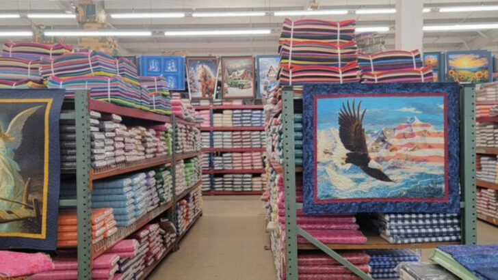 This Huge Fabric Warehouse Draws Quilters and Sewers From Across Arkansas for Its Selection Alone