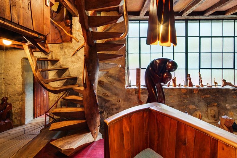 The Iconic Spiral Staircase