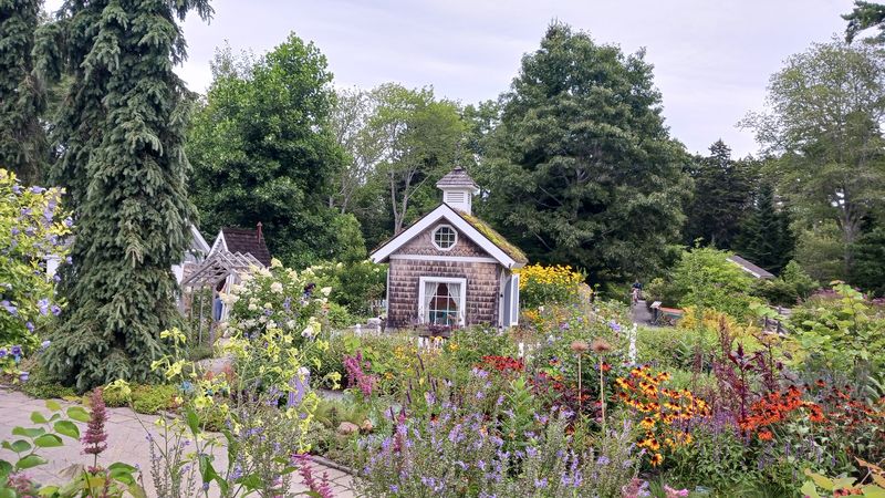 The Bibby and Harold Alfond Children's Garden