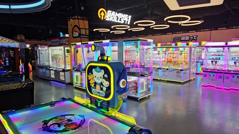 A Japanese Arcade Tucked Inside the Mall Is a Hidden Gem