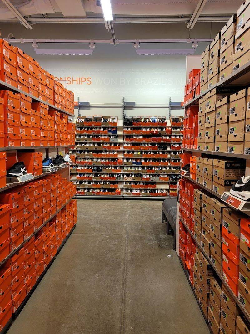 Best Times to Visit for Maximum Savings and Fewer Crowds