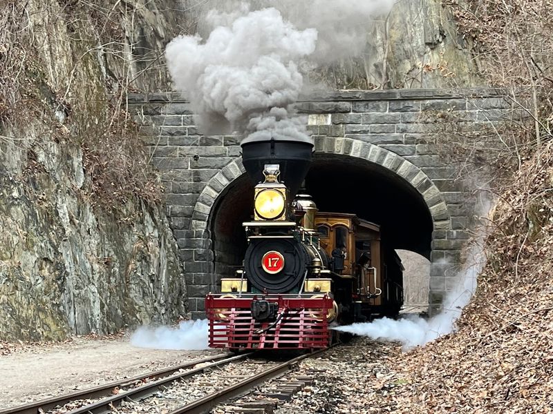 Riding Through the Howard Tunnel