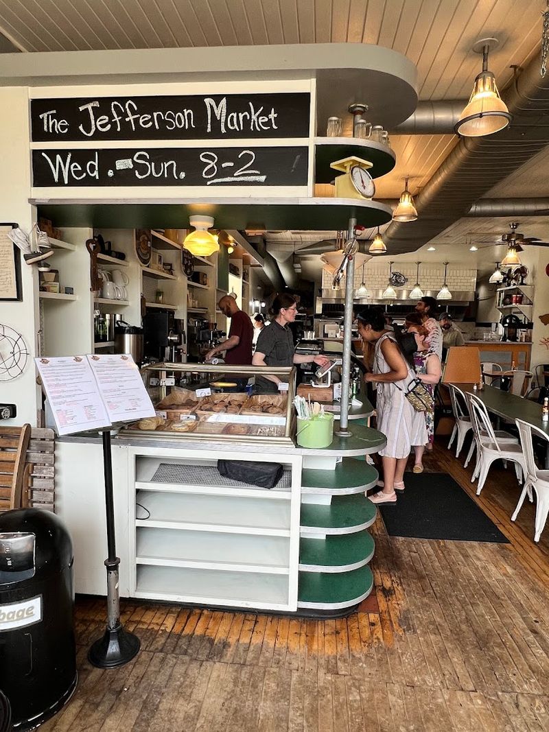 From Corner Store to Modern Breakfast Caf&eacute;