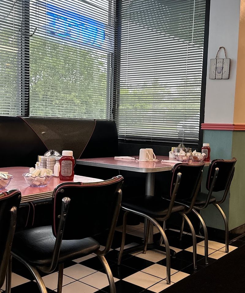 Ambience With Real Nostalgia