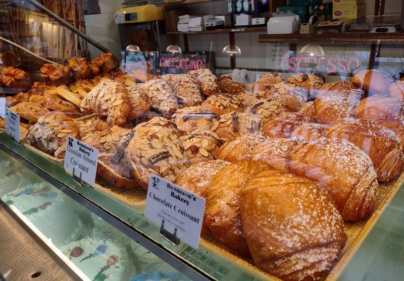 Bennison's Bakery (Evanston)