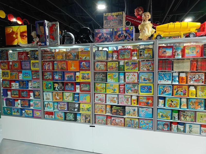 The Legendary Lunch Box Collection