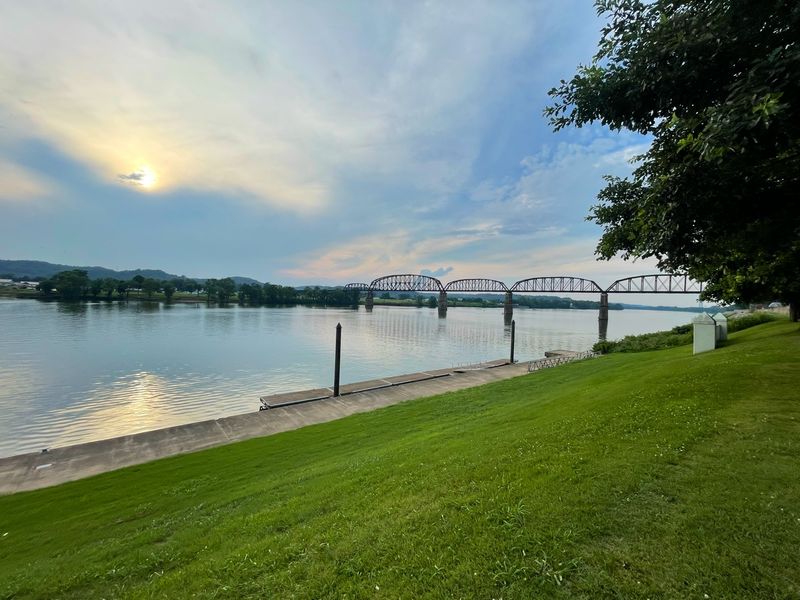 Point Pleasant Riverfront Park and Floodwall Murals