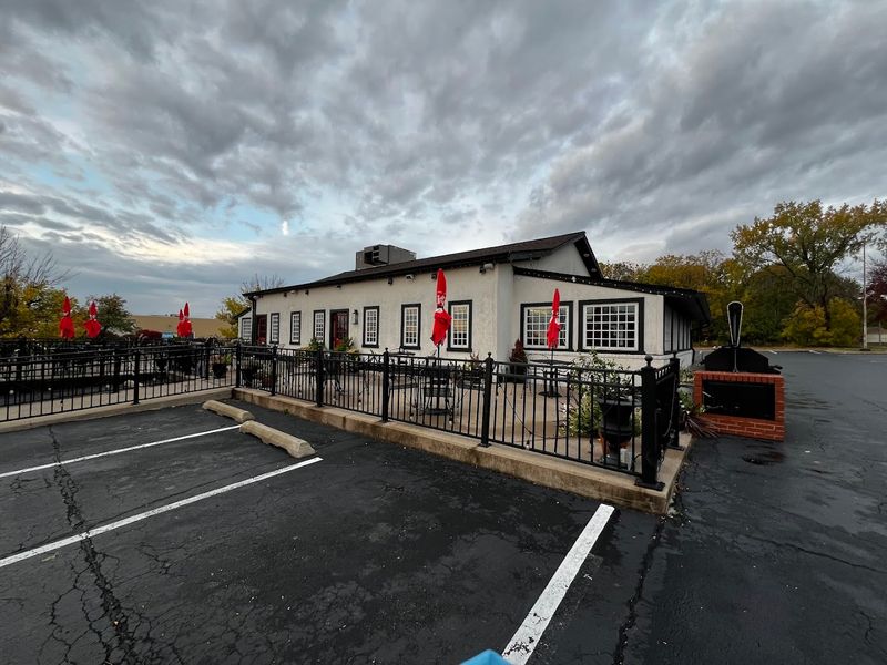 Donnelly&rsquo;s Irish Pub - Peoria, IL