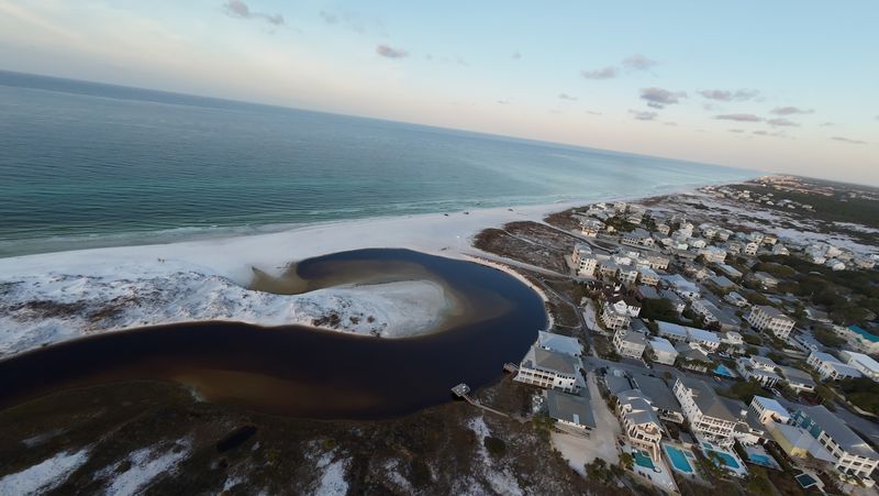 Grayton Beach &ndash; Artistic Soul Meets Saltwater