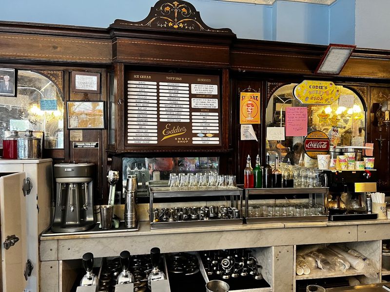 Old-Fashioned Soda Fountain Etiquette