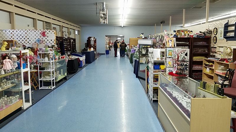 Navigating The Indoor Buildings Smartly