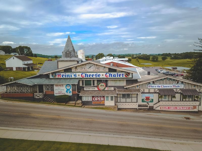 Heini&rsquo;s Cheese Chalet Tastings