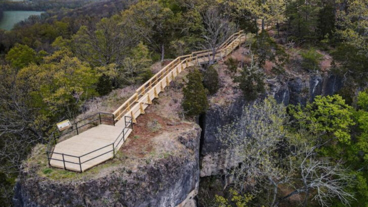 11 Ohio Trails Worth Exploring This April With Gorges, Waterfalls, and Ridgeline Views