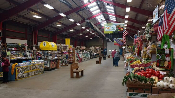 12 Farmers Markets In North Carolina Locals Visit Every Weekend Without Fail